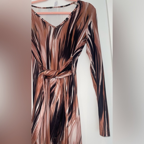 Multicolour Soft Maxi Tie Off Dress - Picture 4 of 5